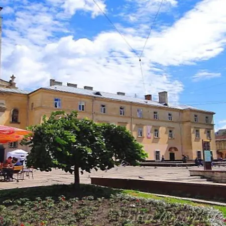 Apartment On Lychakivska 6-a