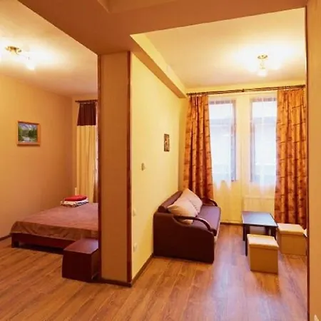 On Lychakivska 6-a Apartment *